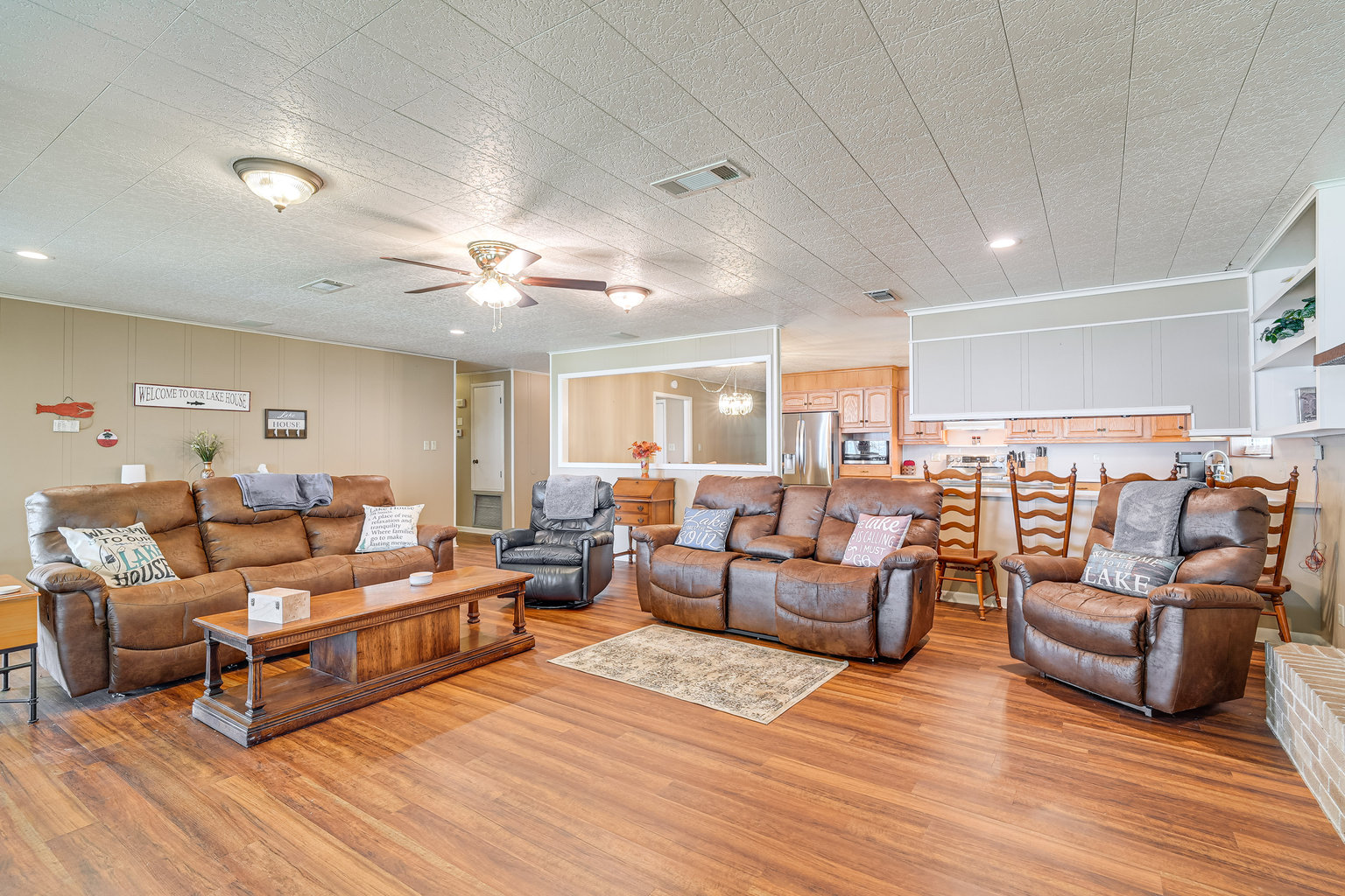 Many Vacation Rental