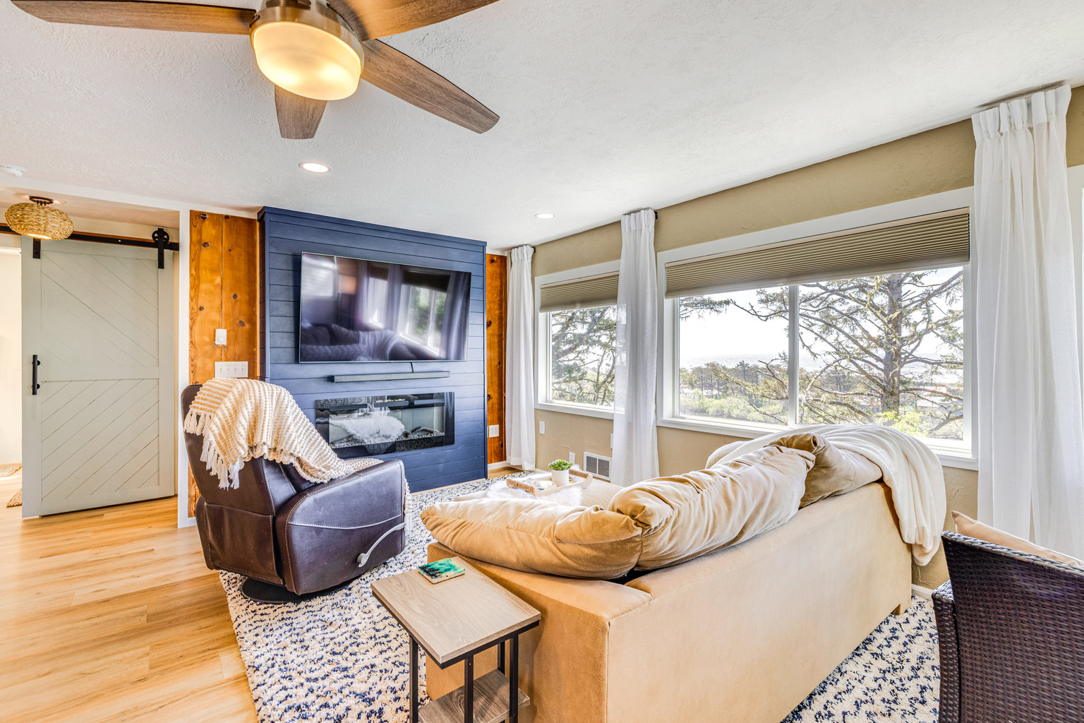 Cloverdale Vacation Rental