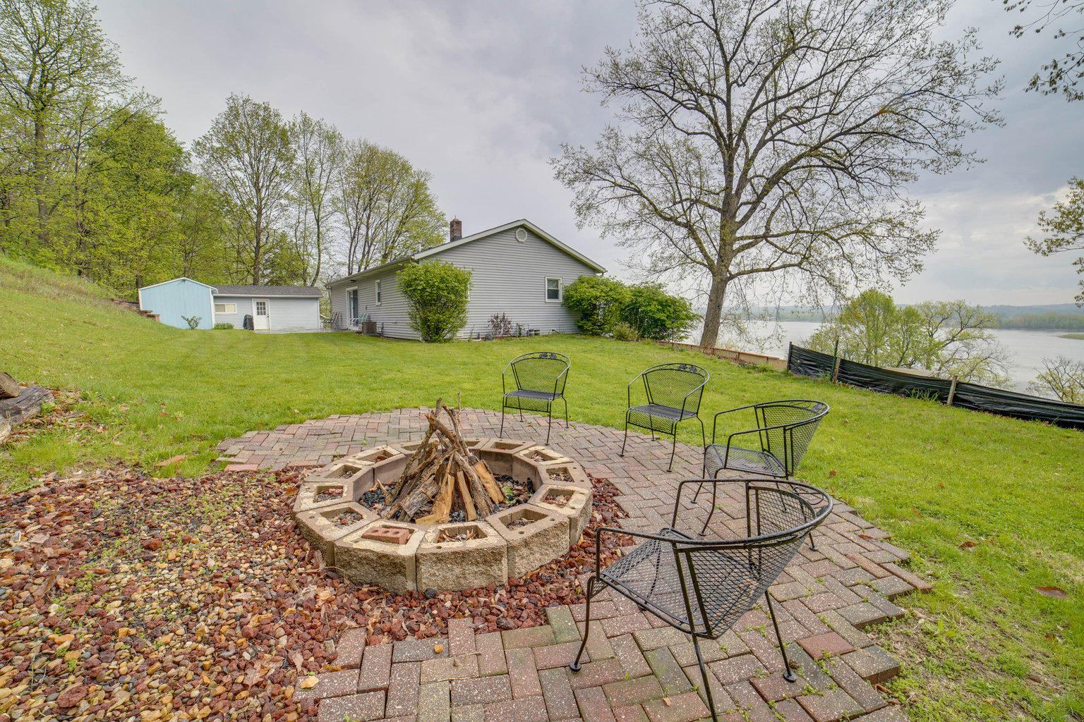 Peoria Heights Vacation Rental