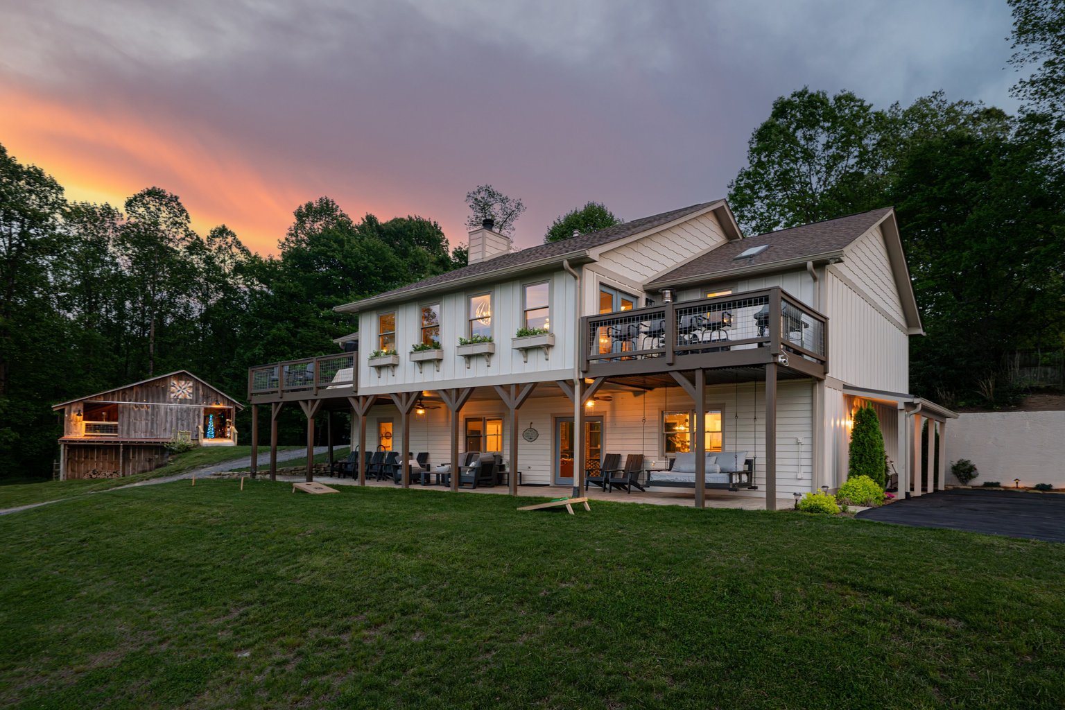 Mills River Vacation Rental