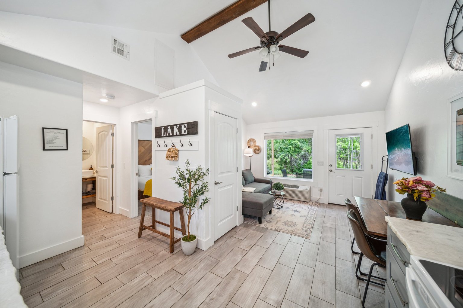 Grove Vacation Rental