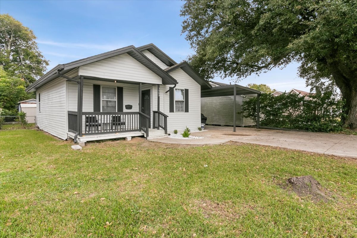 groves Vacation Rental