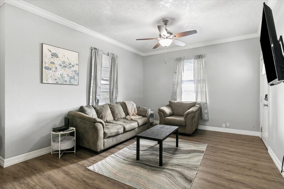 groves Vacation Rental