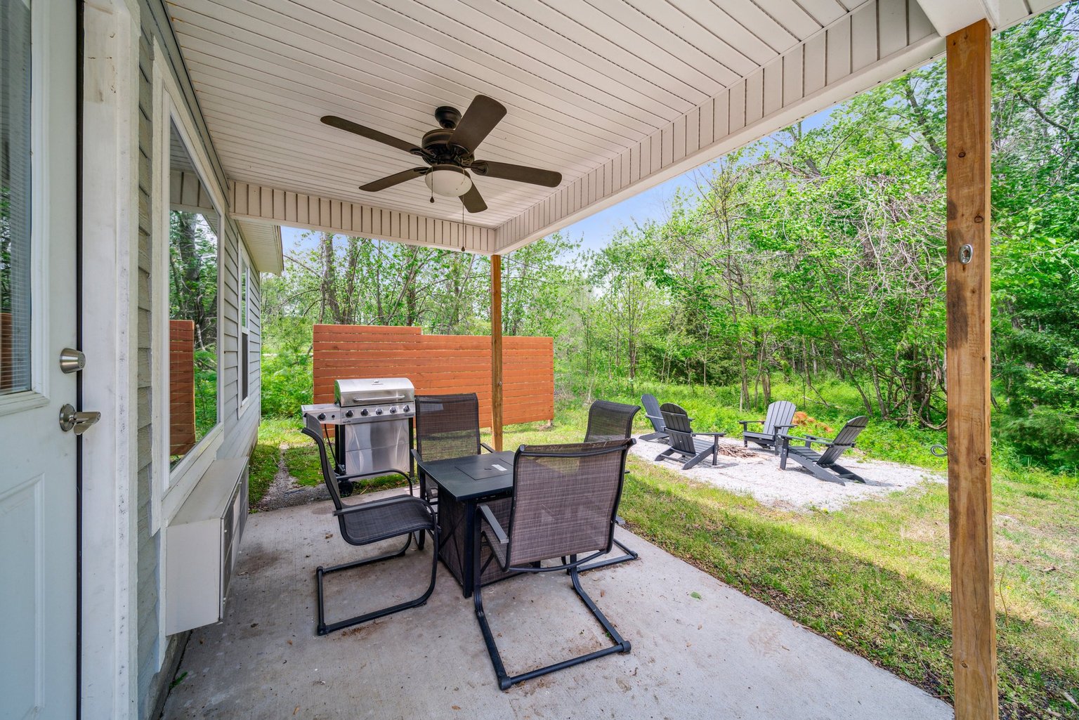 Grove Vacation Rental