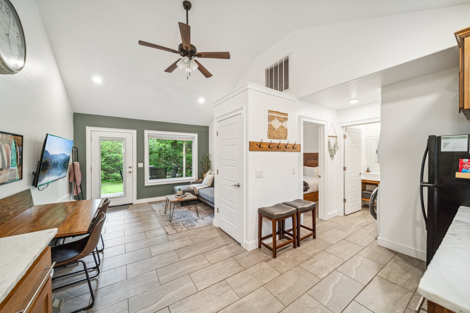 Grove Vacation Rental