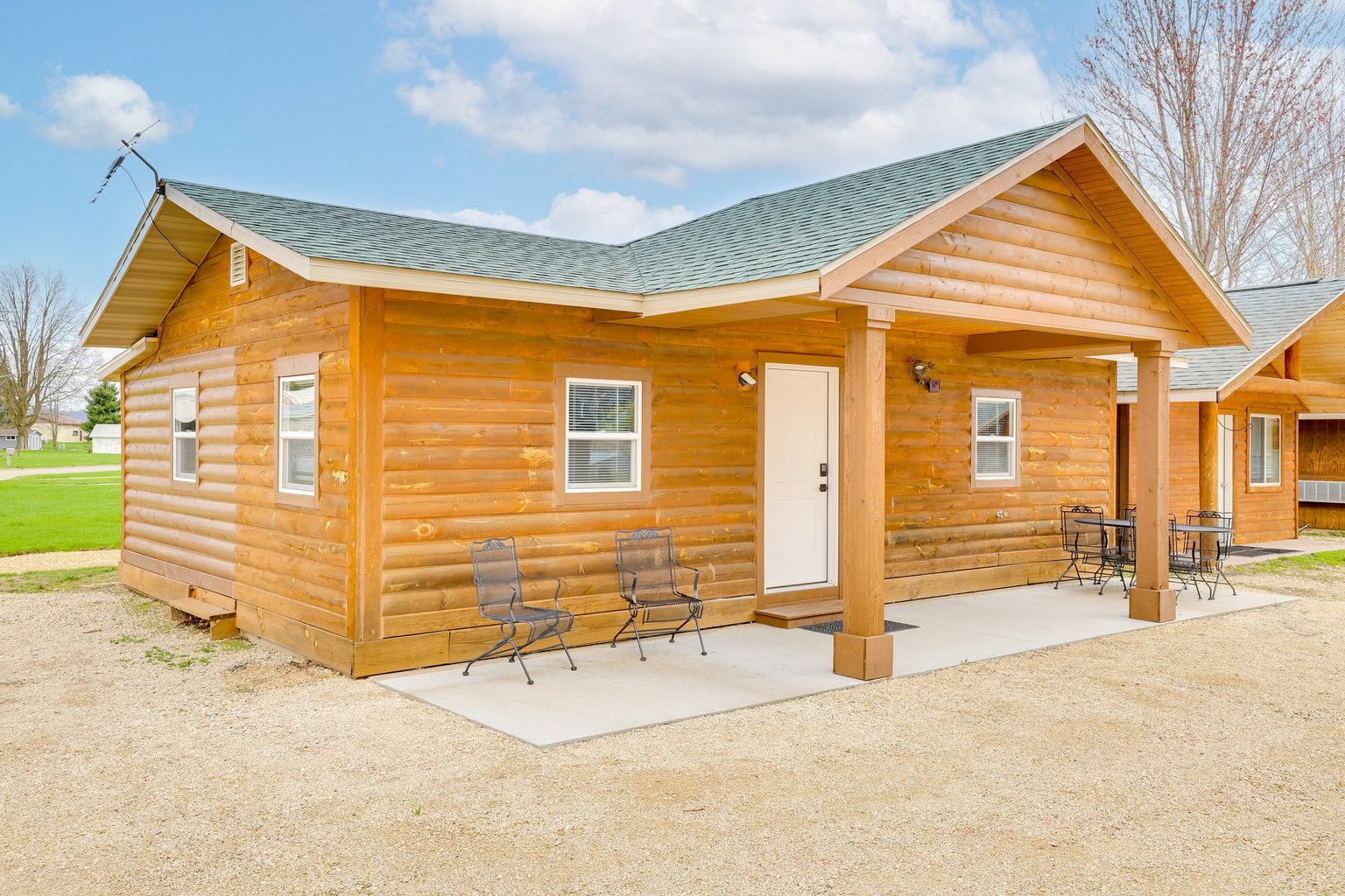 Waumandee Vacation Rental