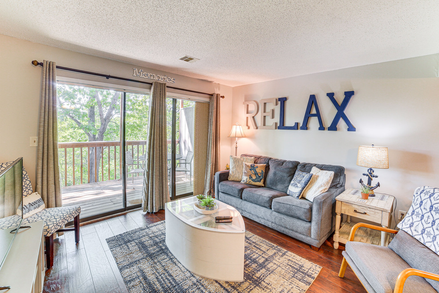 Reeds Spring Vacation Rental