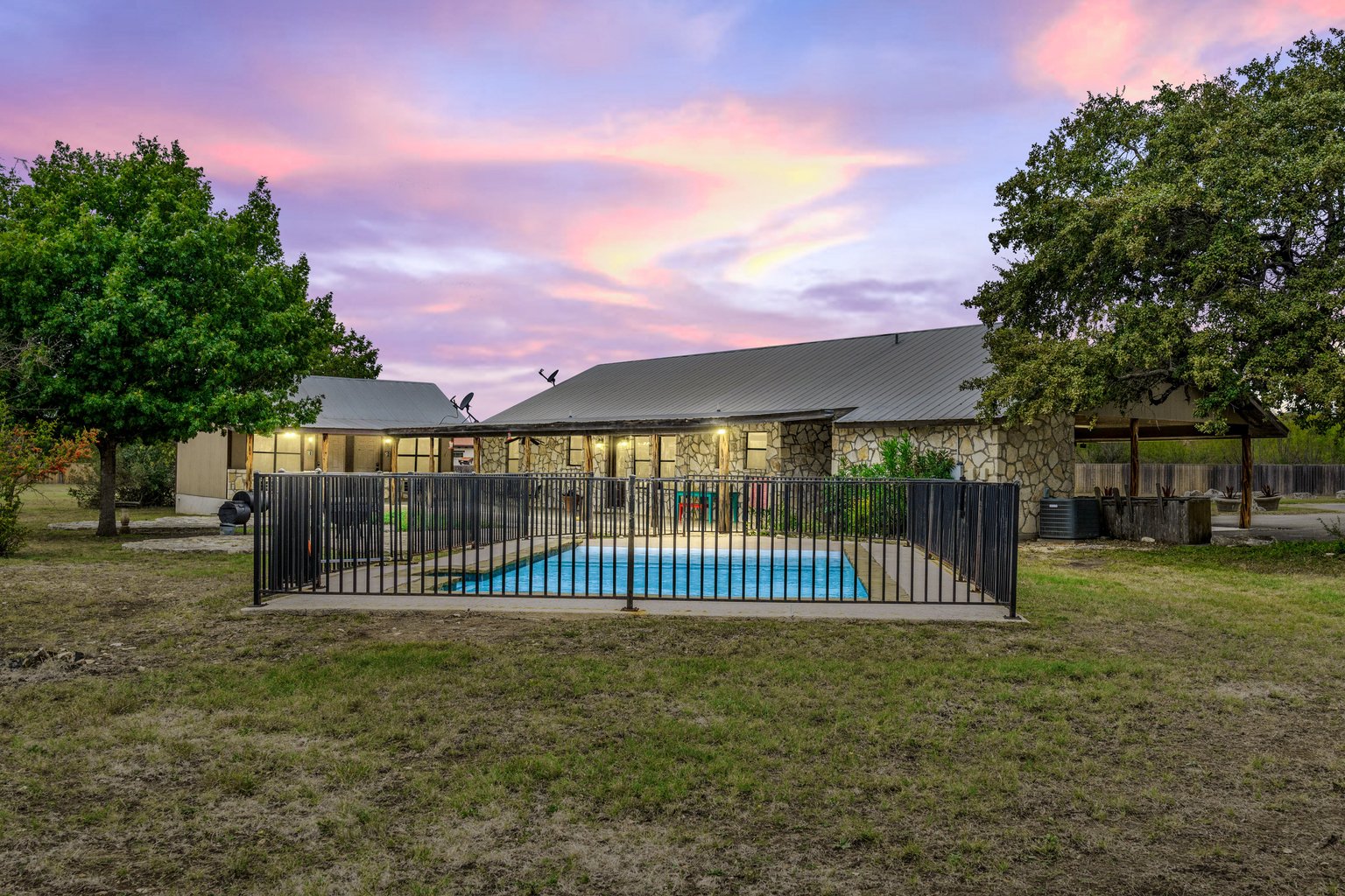 Concan Vacation Rental