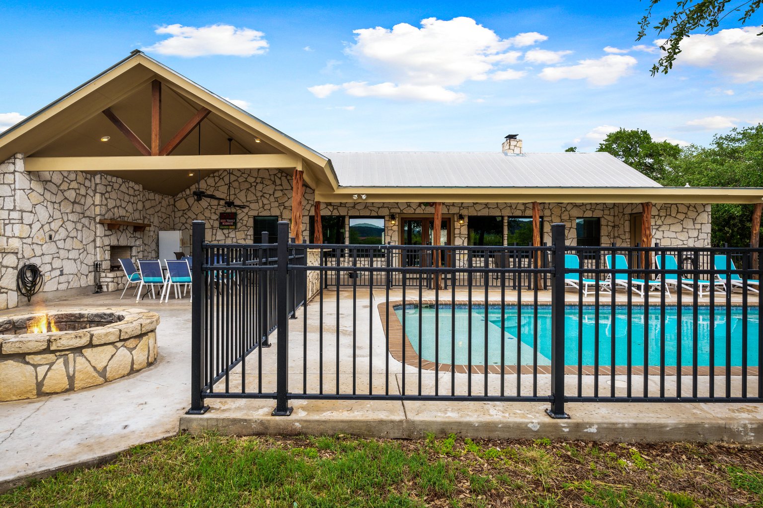 Concan Vacation Rental