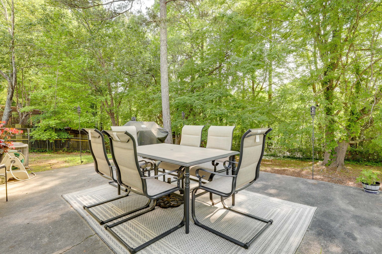 Stone Mountain Vacation Rental