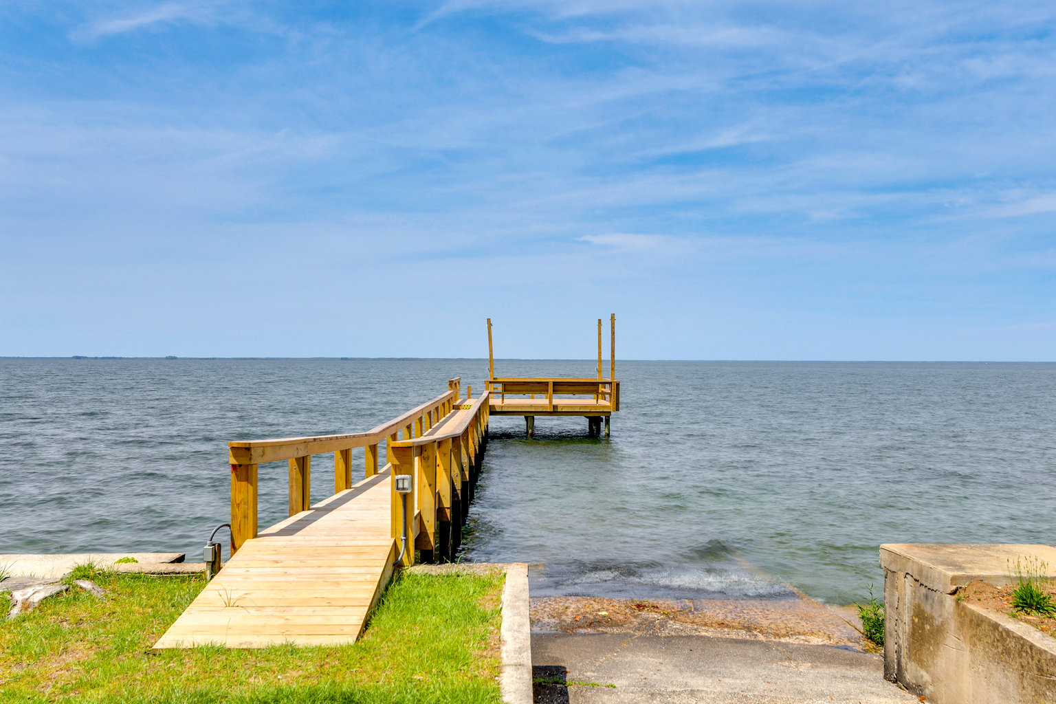 Bonneau Vacation Rental