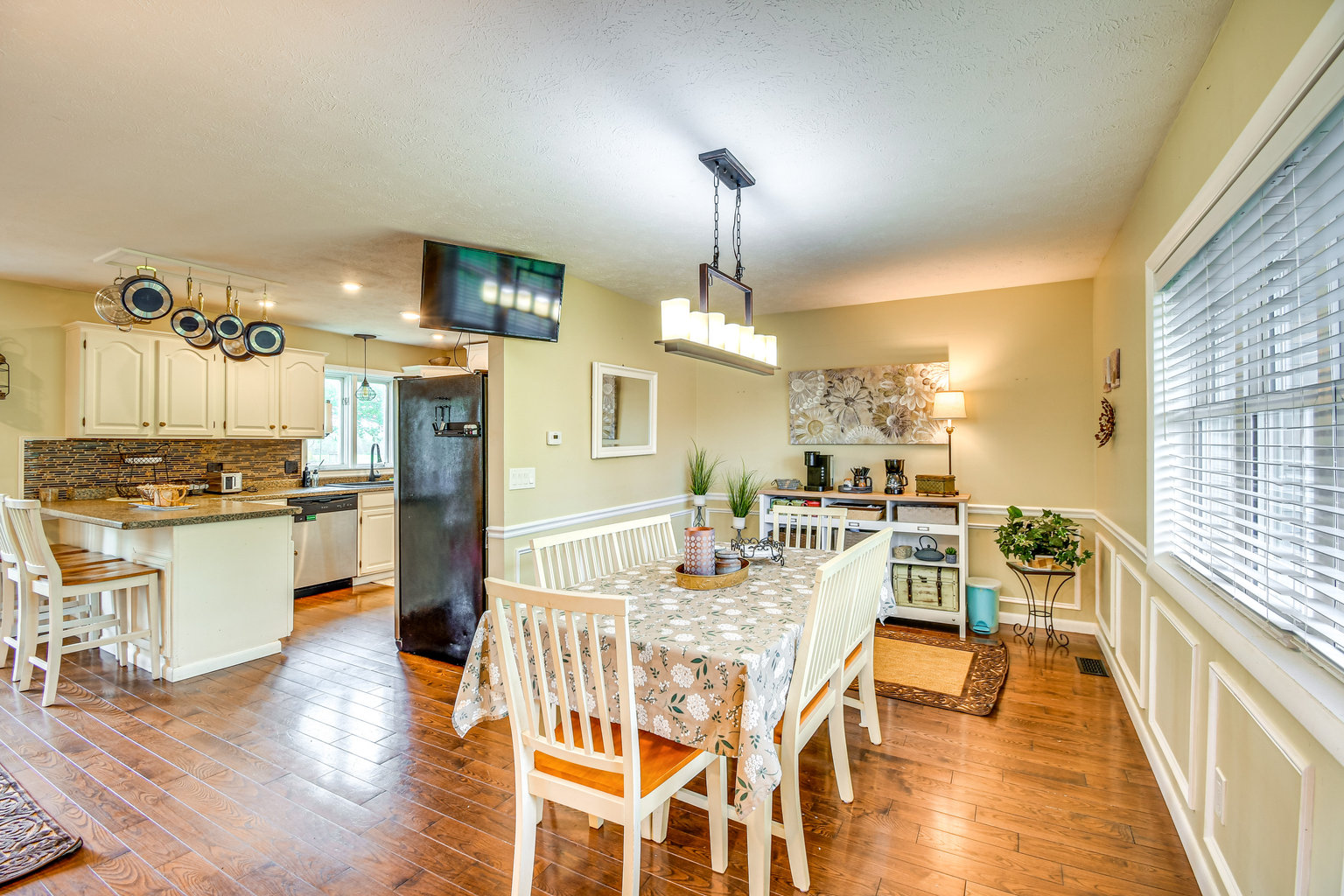Holley Vacation Rental