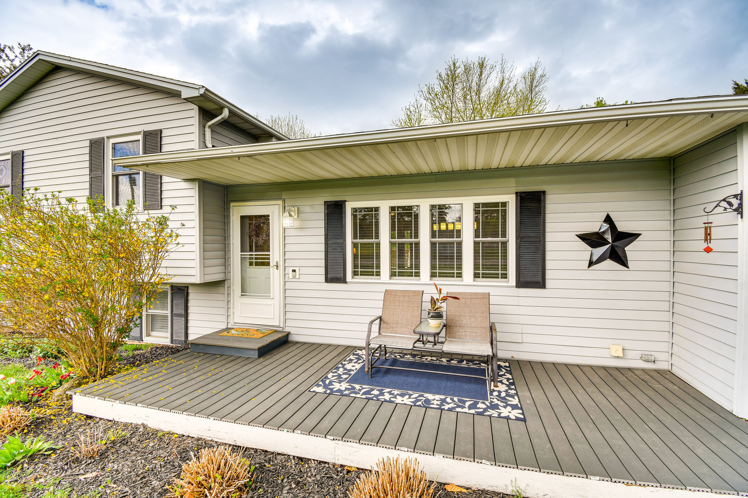Holley Vacation Rental