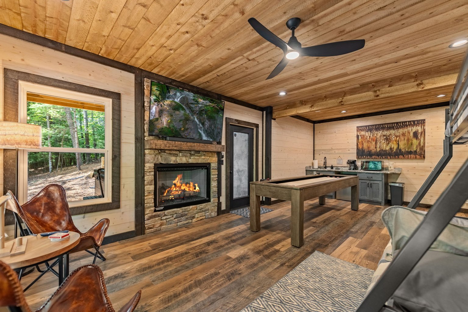 Cherry Log Vacation Rental