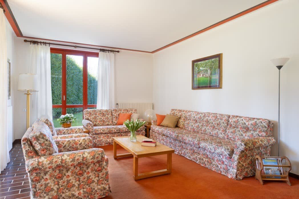 Lesa Vacation Rental