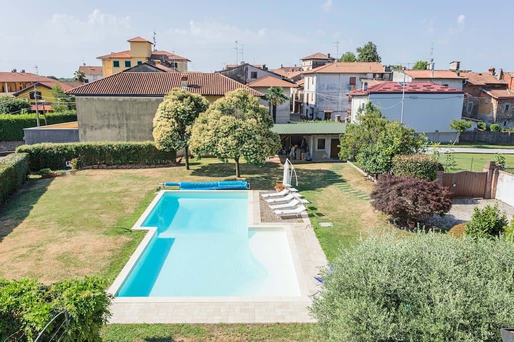 Divignano Vacation Rental