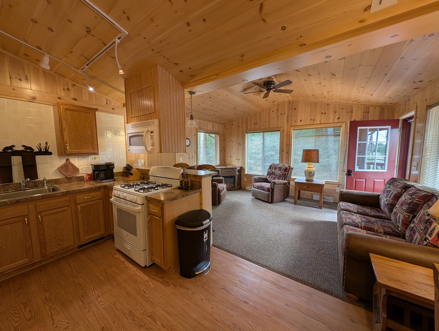 Sayner Vacation Rental