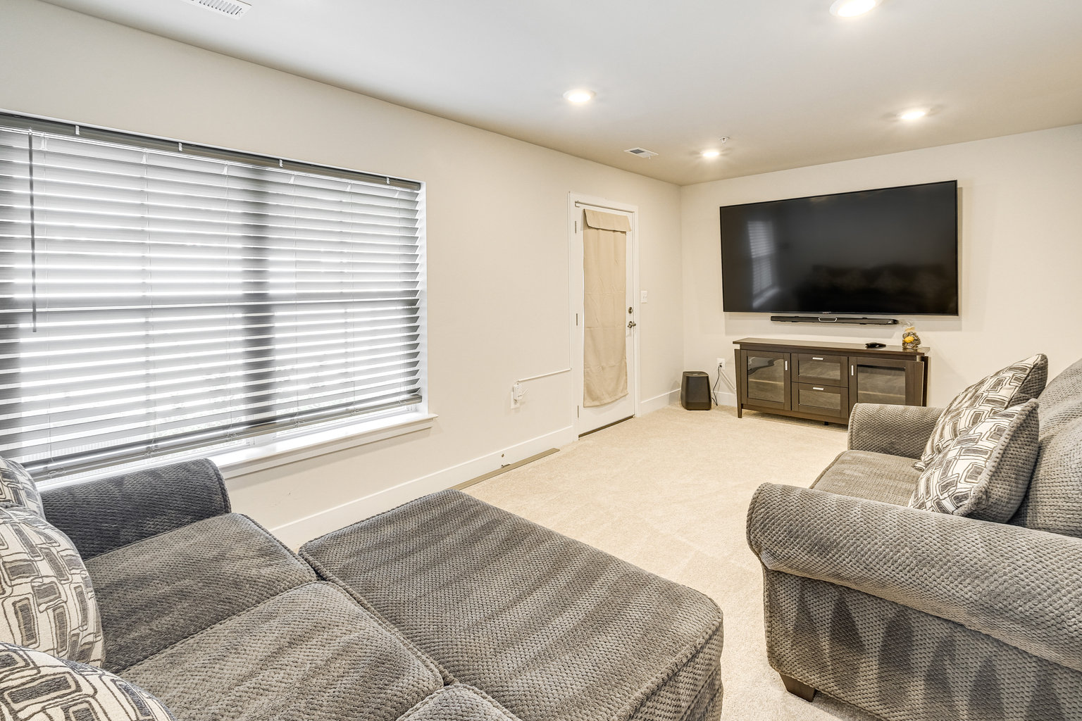 Waldorf Vacation Rental