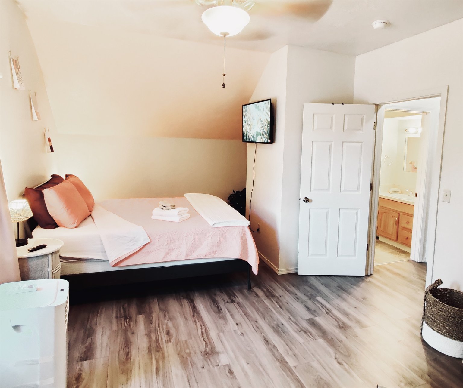 Salem Vacation Rental