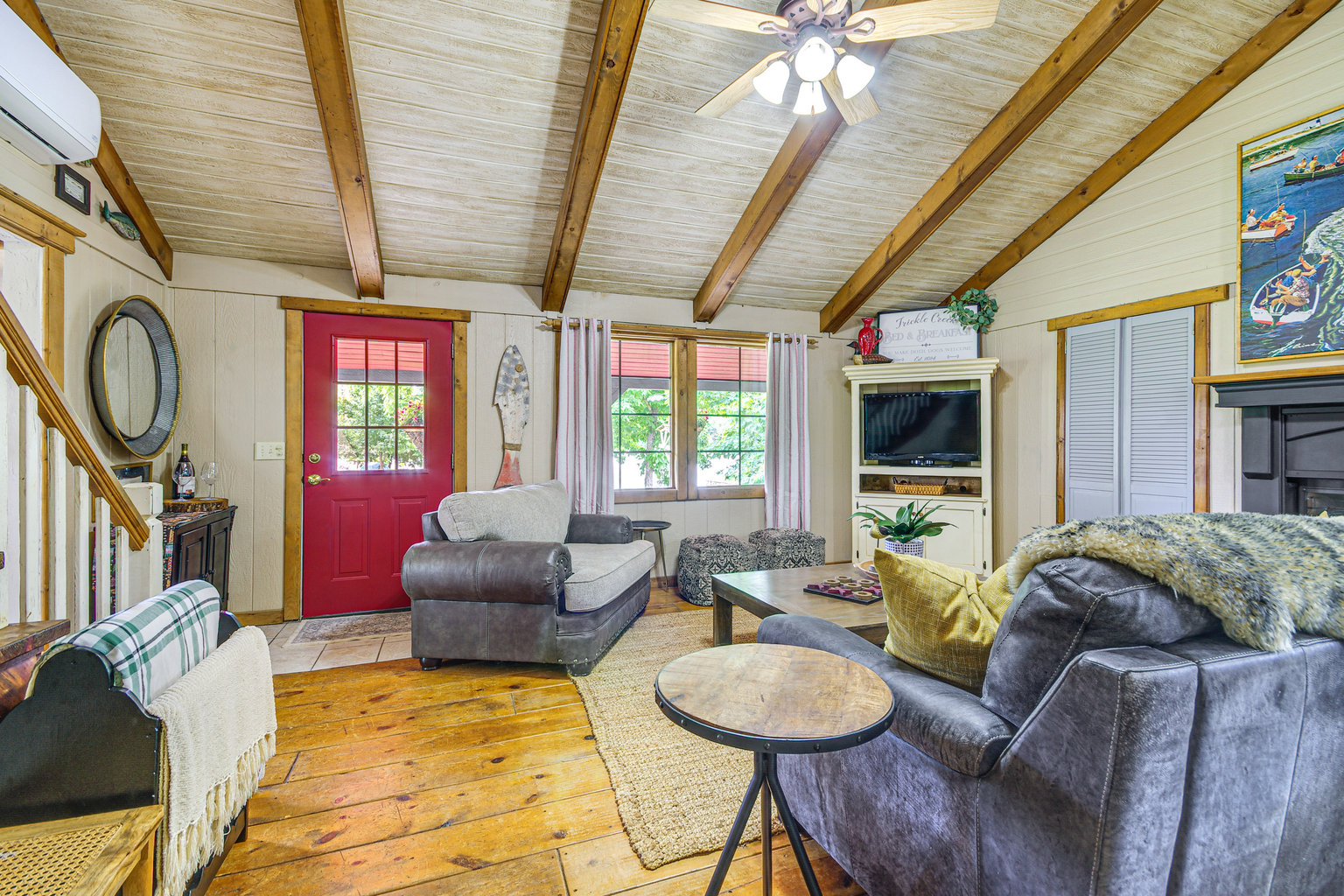 Roach Vacation Rental