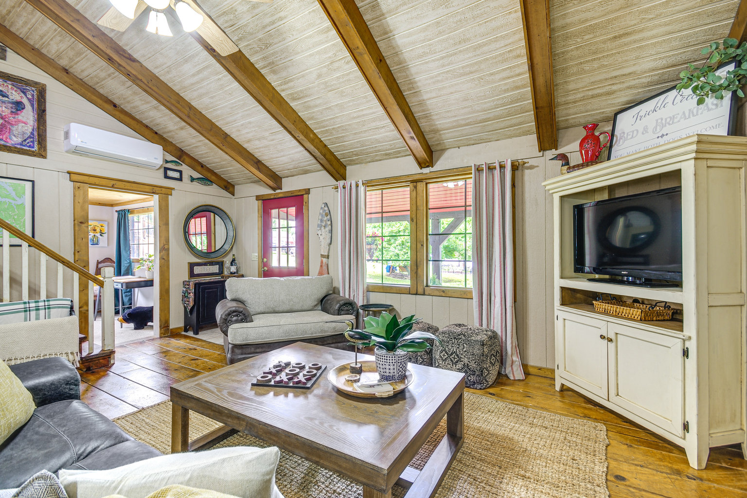 Roach Vacation Rental