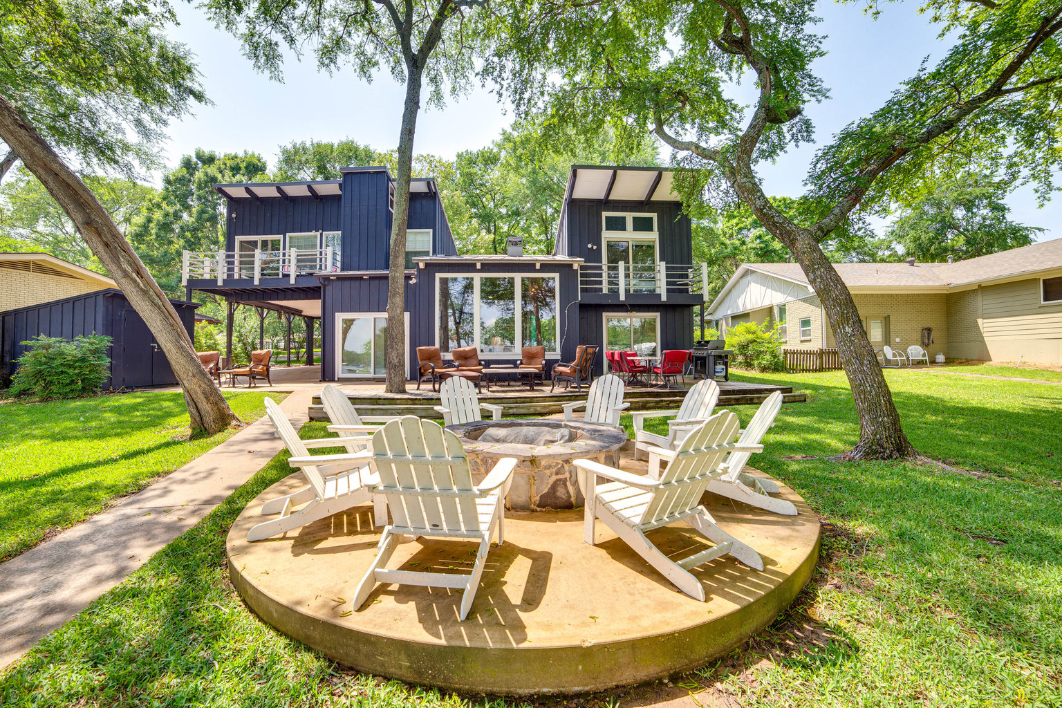 Enchanted Oaks Vacation Rental