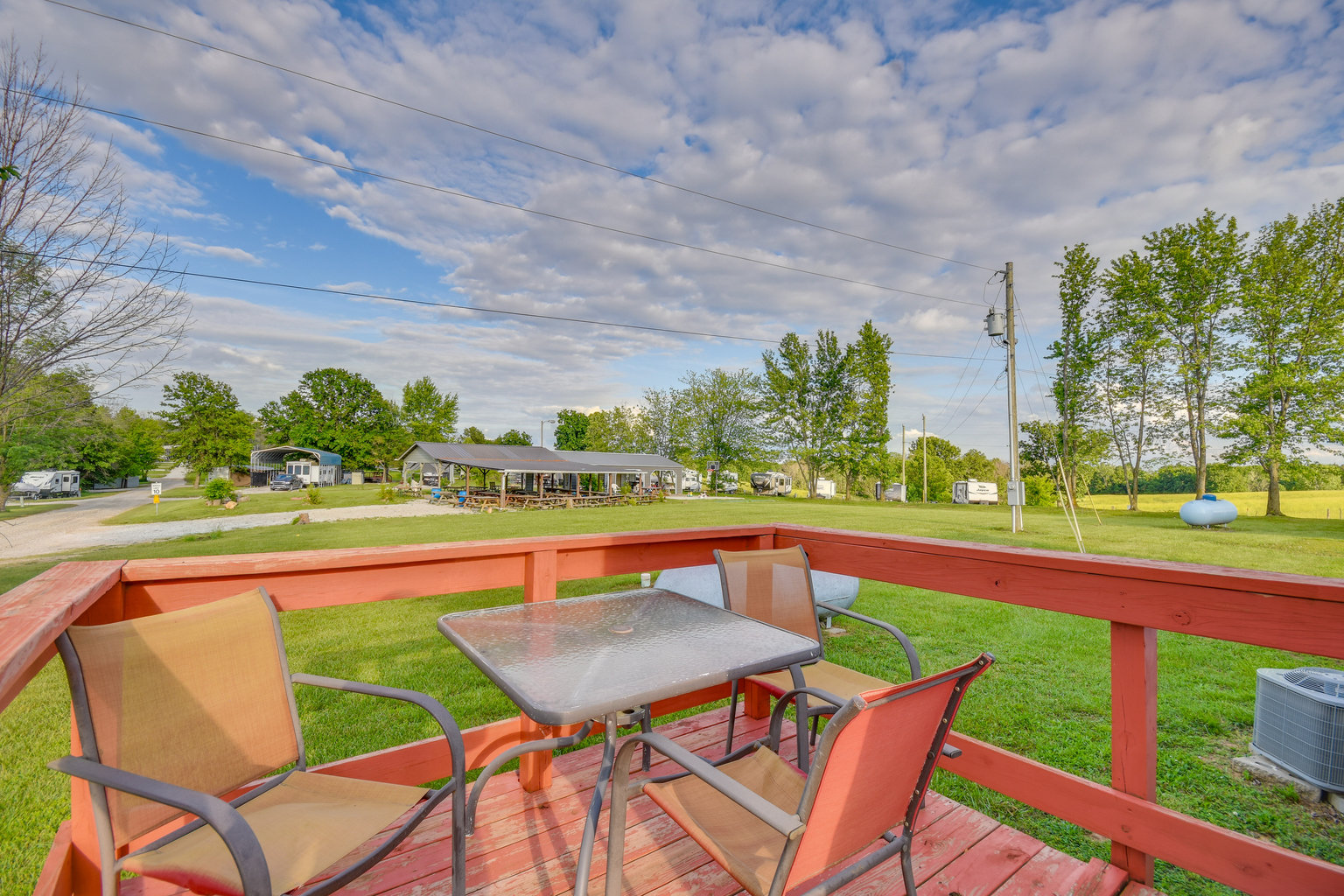 Stoutsville Vacation Rental