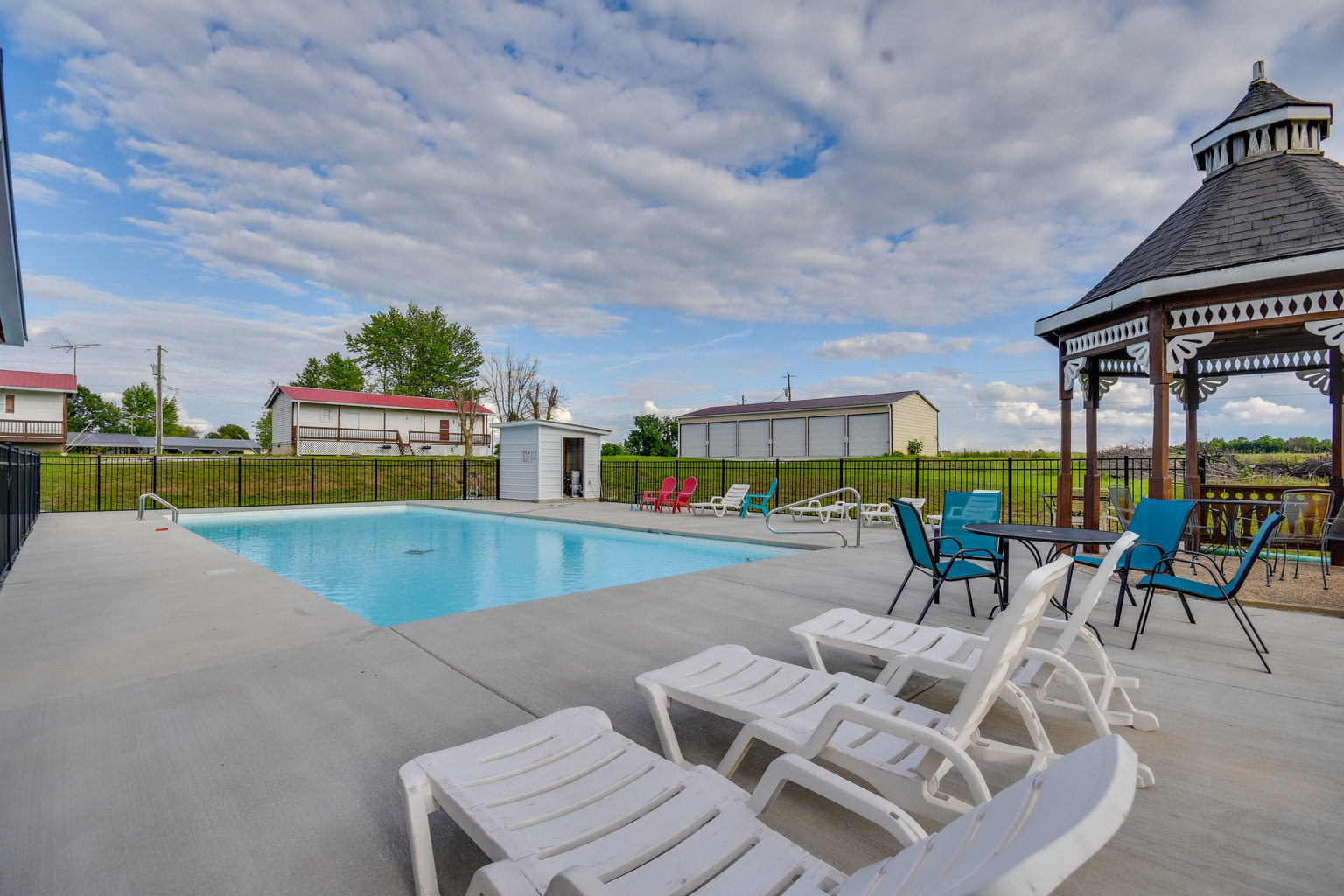 Stoutsville Vacation Rental