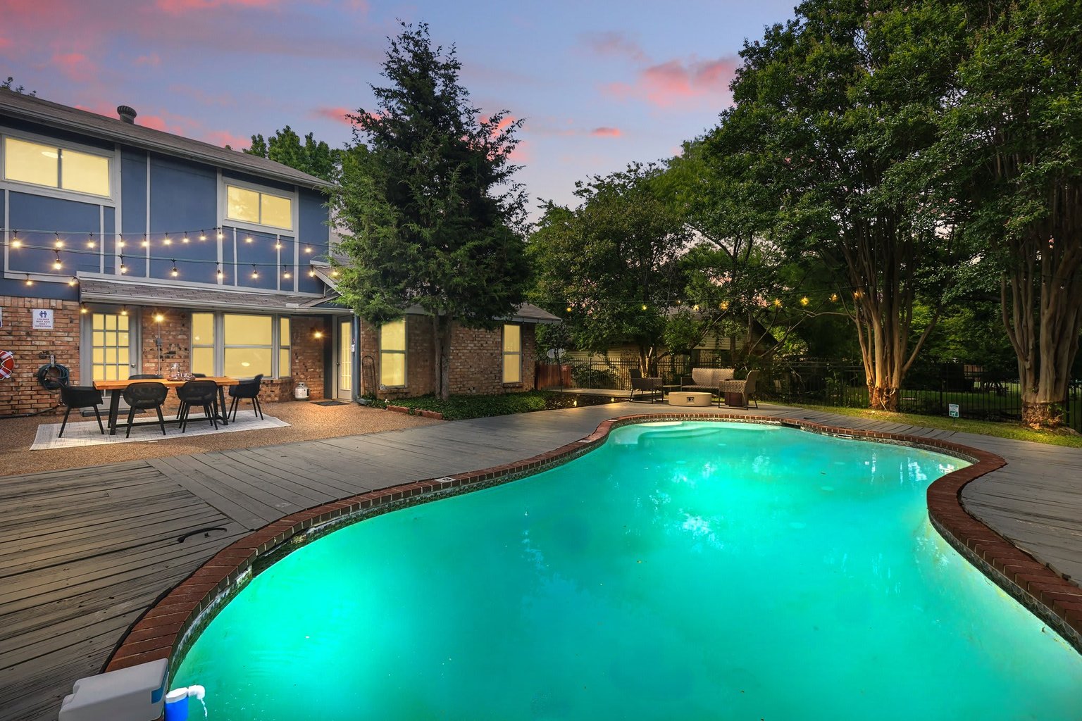 Garland Vacation Rental