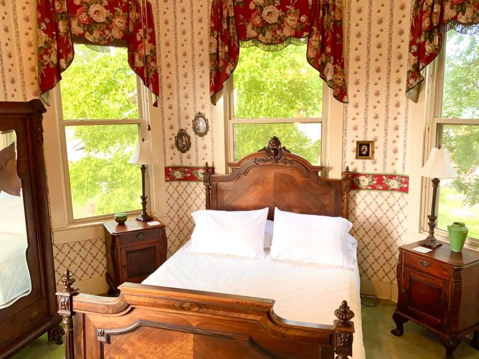 Bonham Vacation Rental