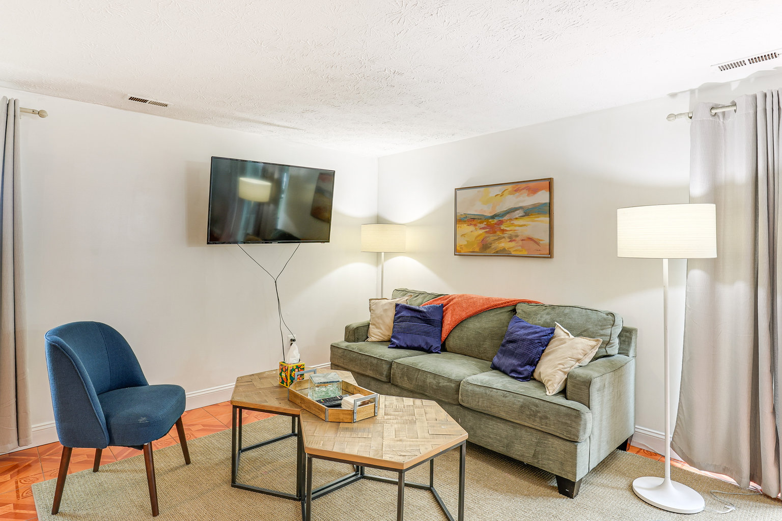 Bowie Vacation Rental