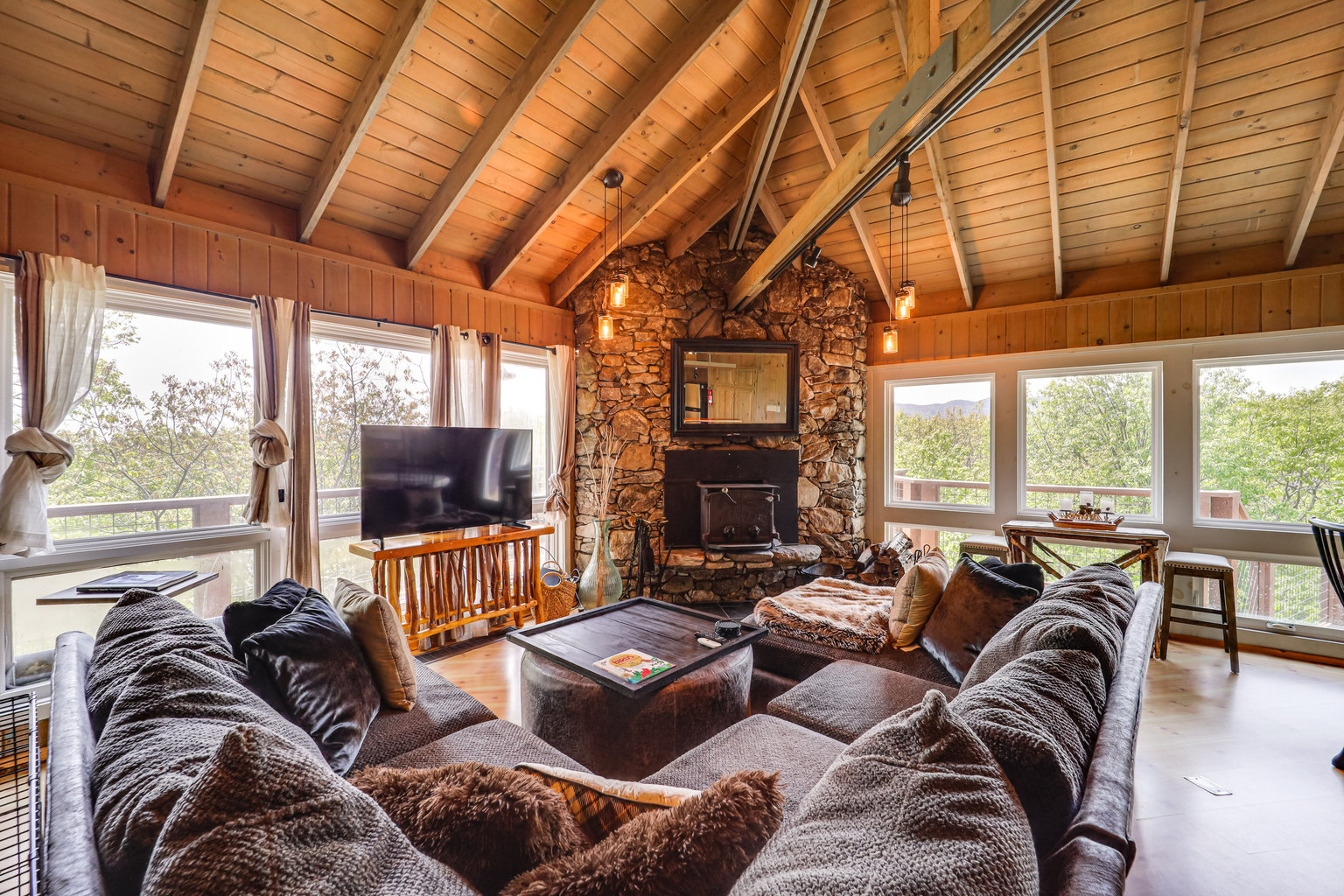 Seven Devils Vacation Rental