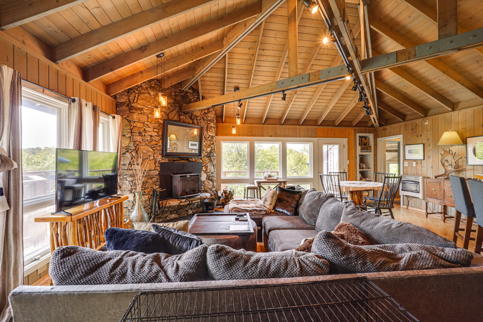 Seven Devils Vacation Rental