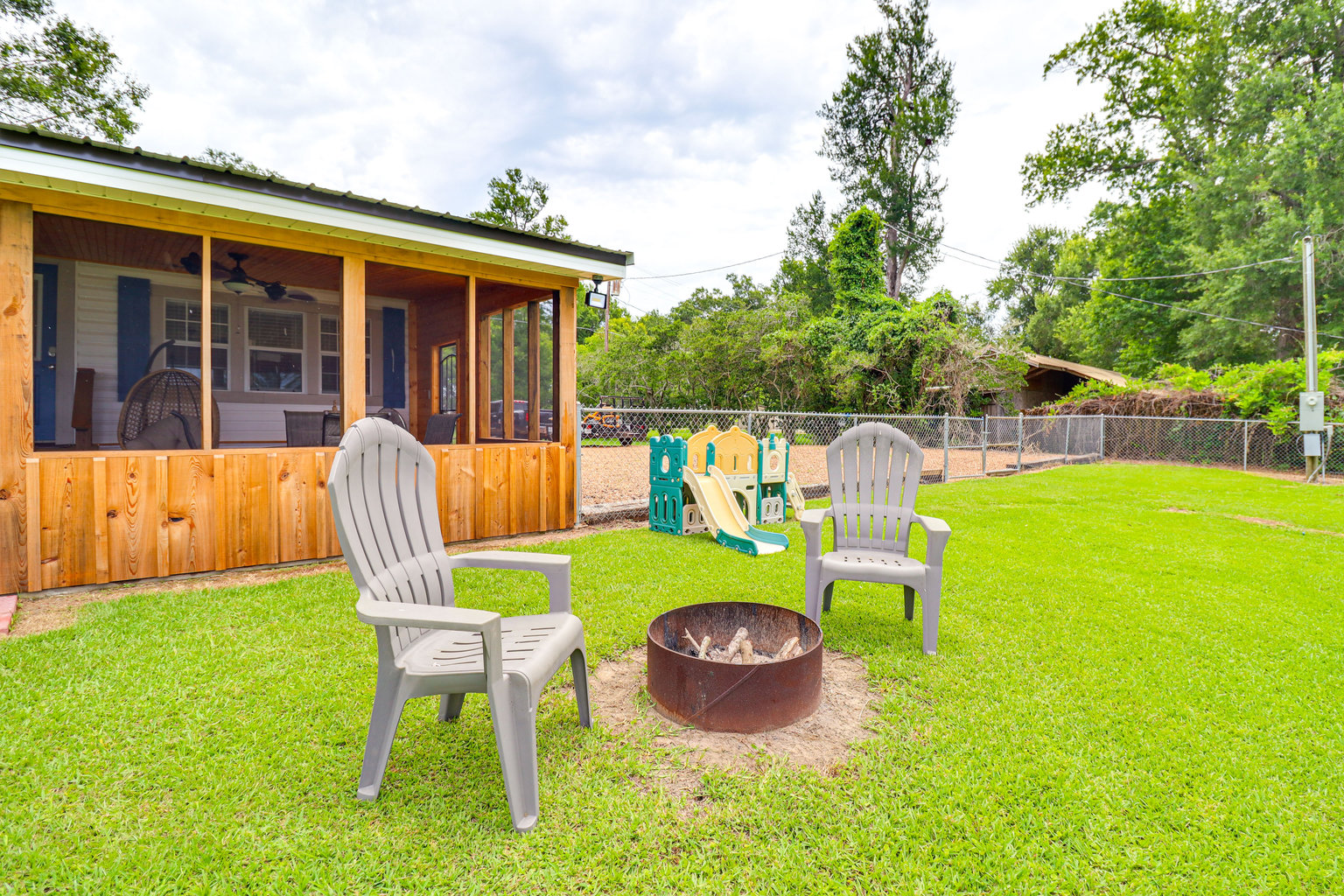 Jonesville Vacation Rental