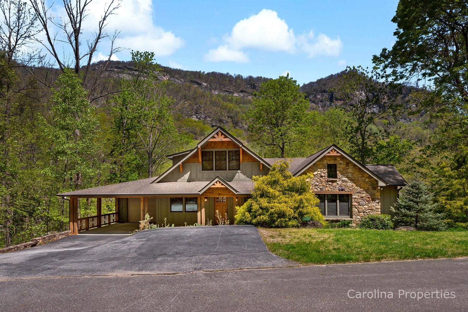 Chimney Rock Vacation Rental
