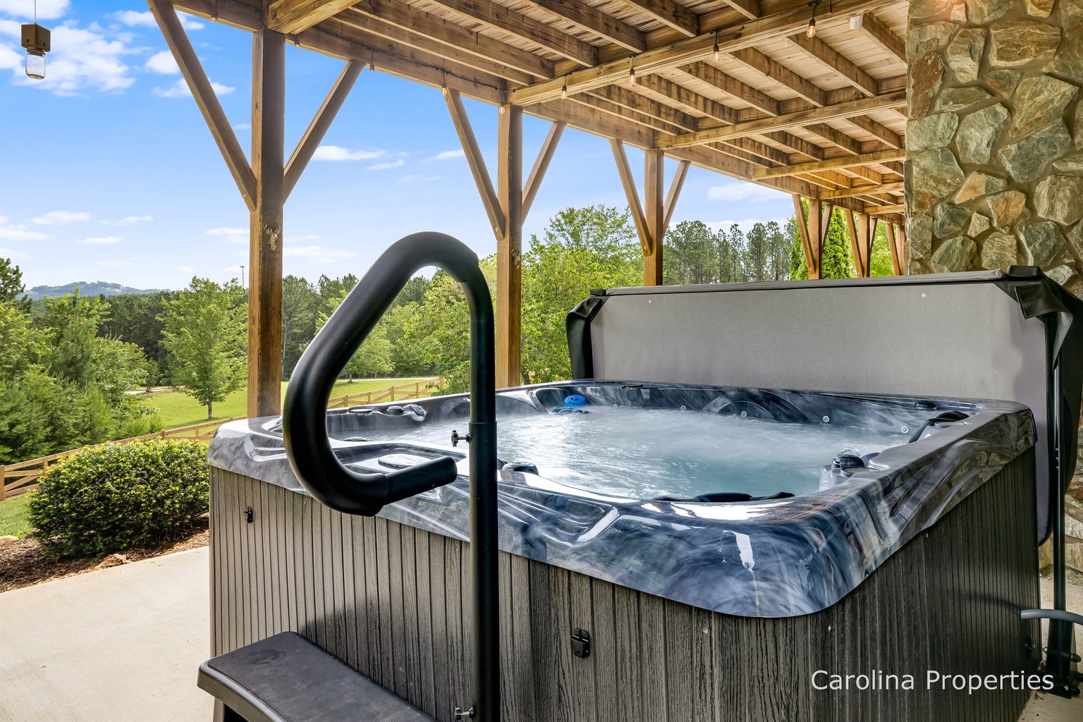 Mill Spring Vacation Rental