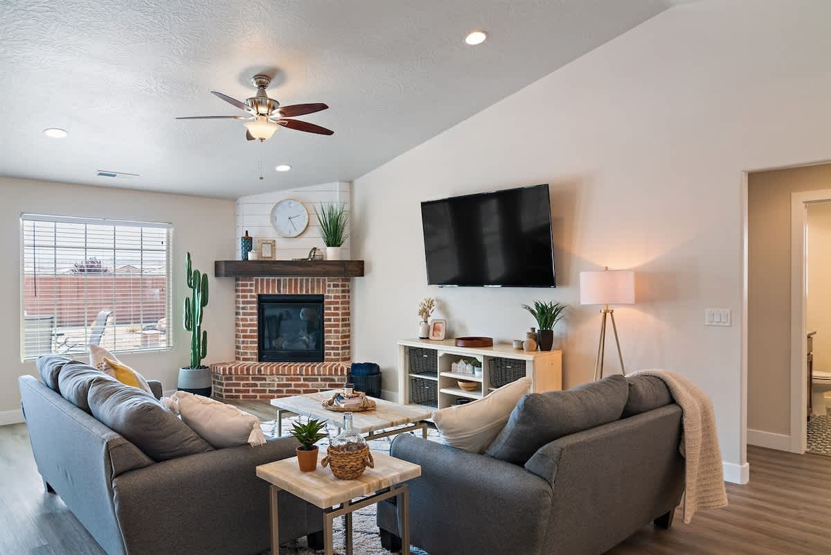 Hurricane Vacation Rental