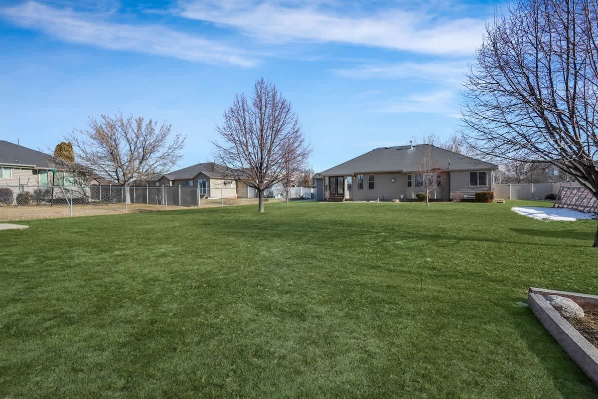 Syracuse Vacation Rental
