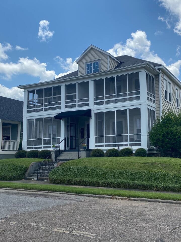 Laurel Vacation Rental