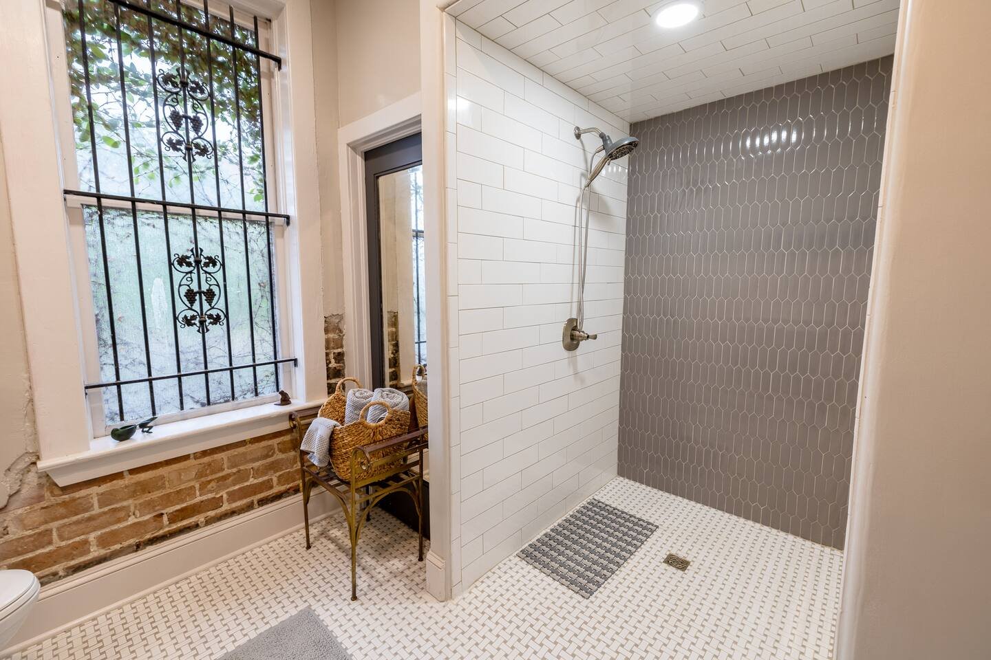 Laurel Vacation Rental