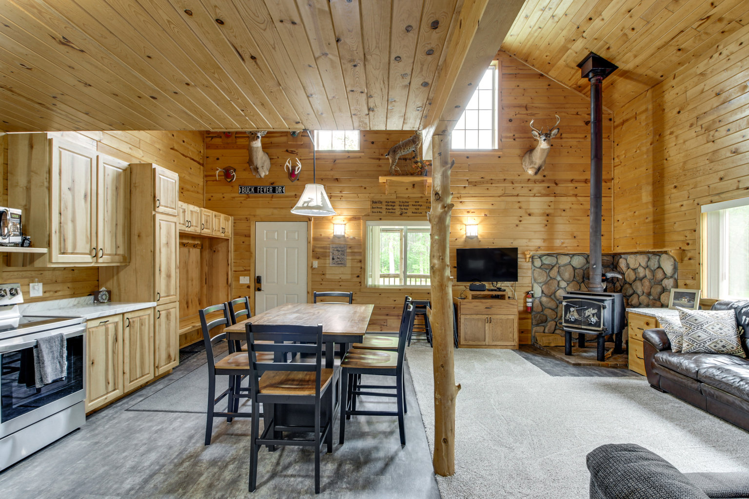 Backus Vacation Rental