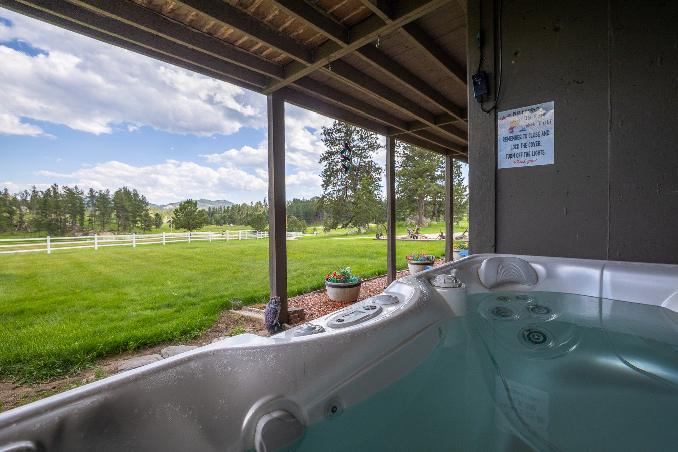 Custer Vacation Rental