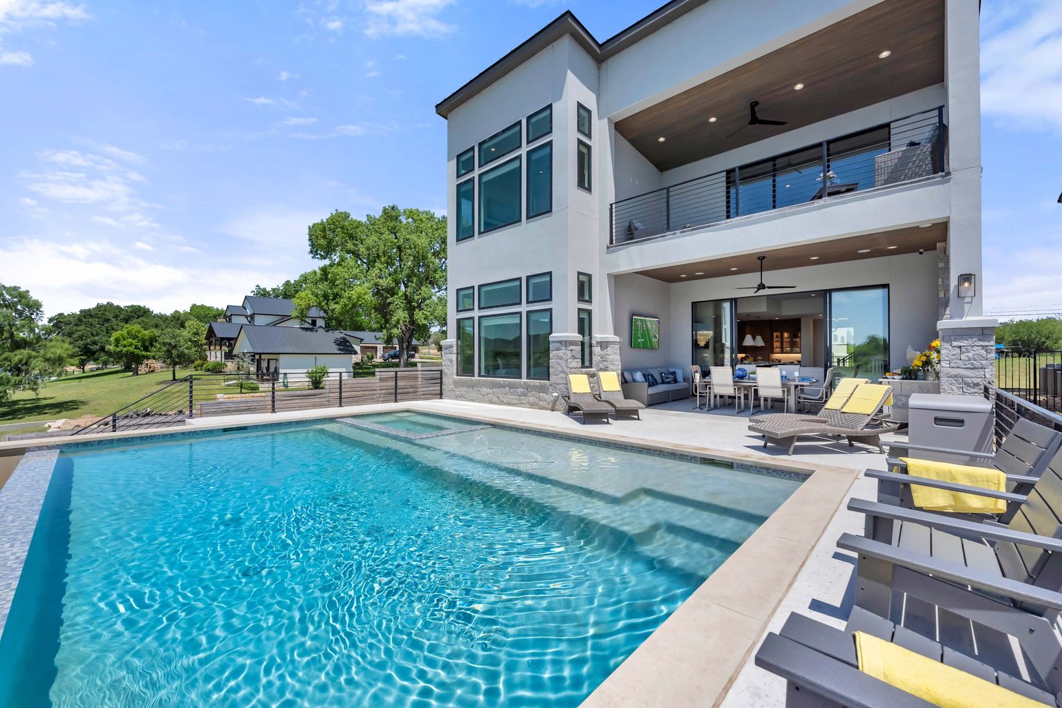 Kingsland Vacation Rental