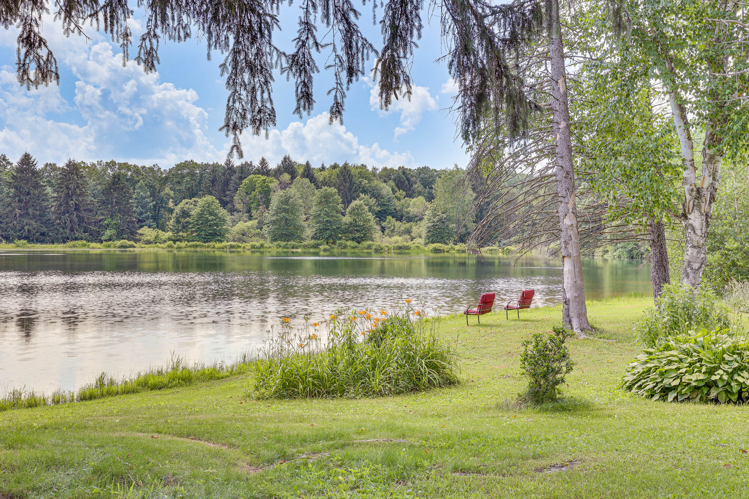 Grove City Vacation Rental