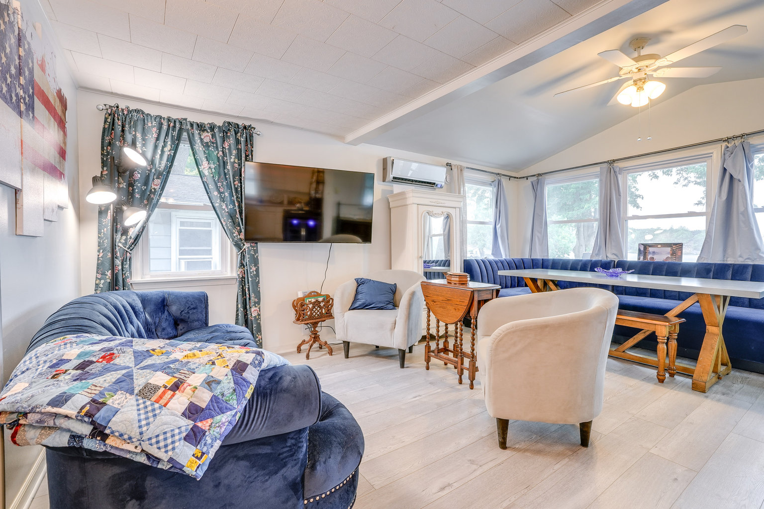 Bronson Vacation Rental