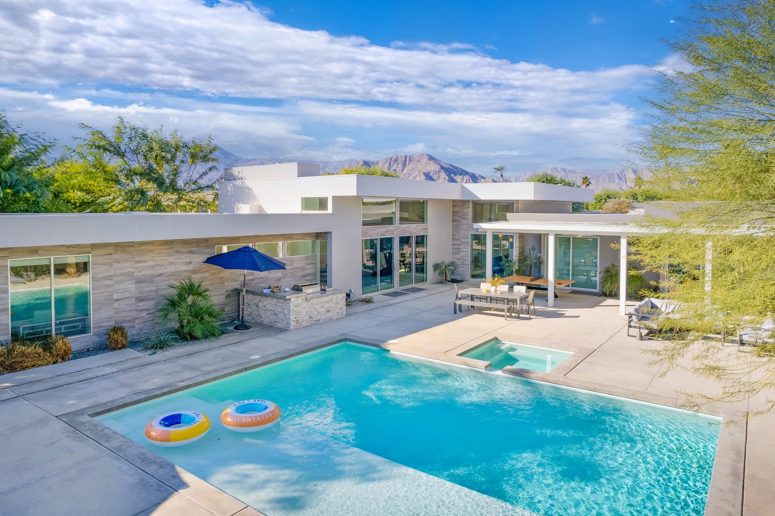 La Quinta Vacation Rental