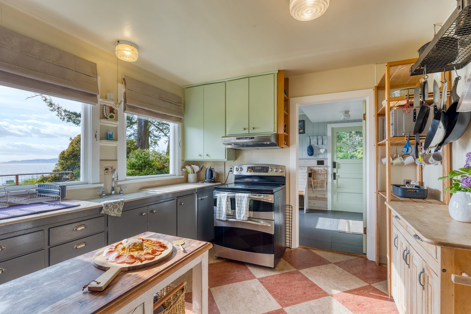 Clinton Vacation Rental
