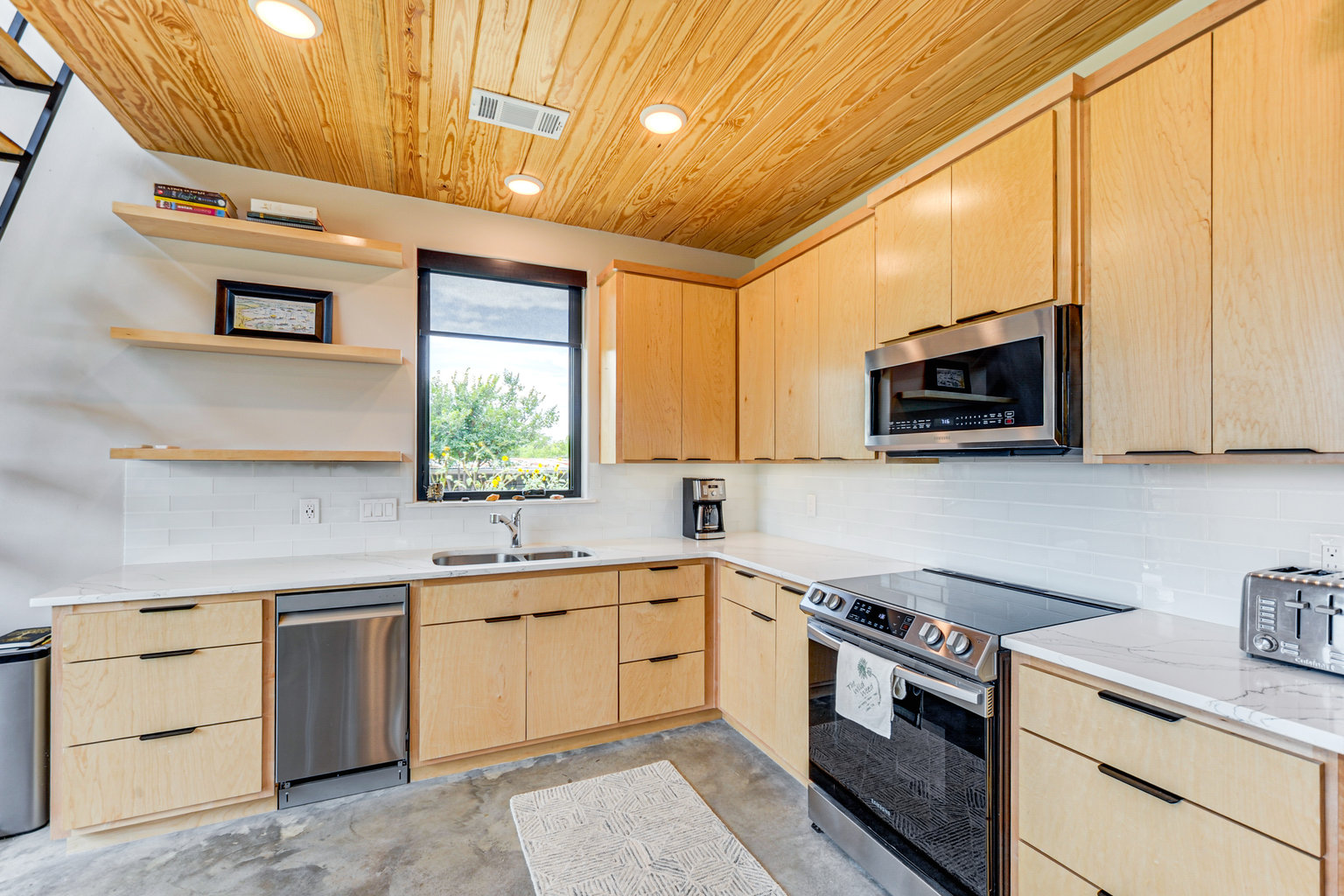 Llano Vacation Rental