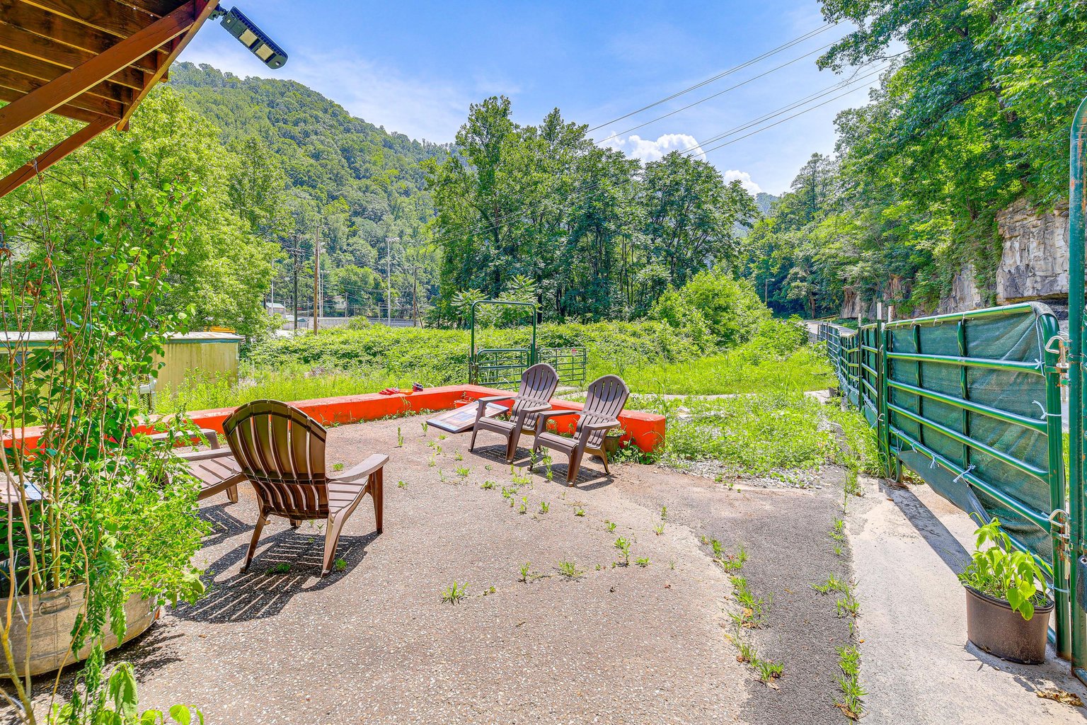 Matewan Vacation Rental
