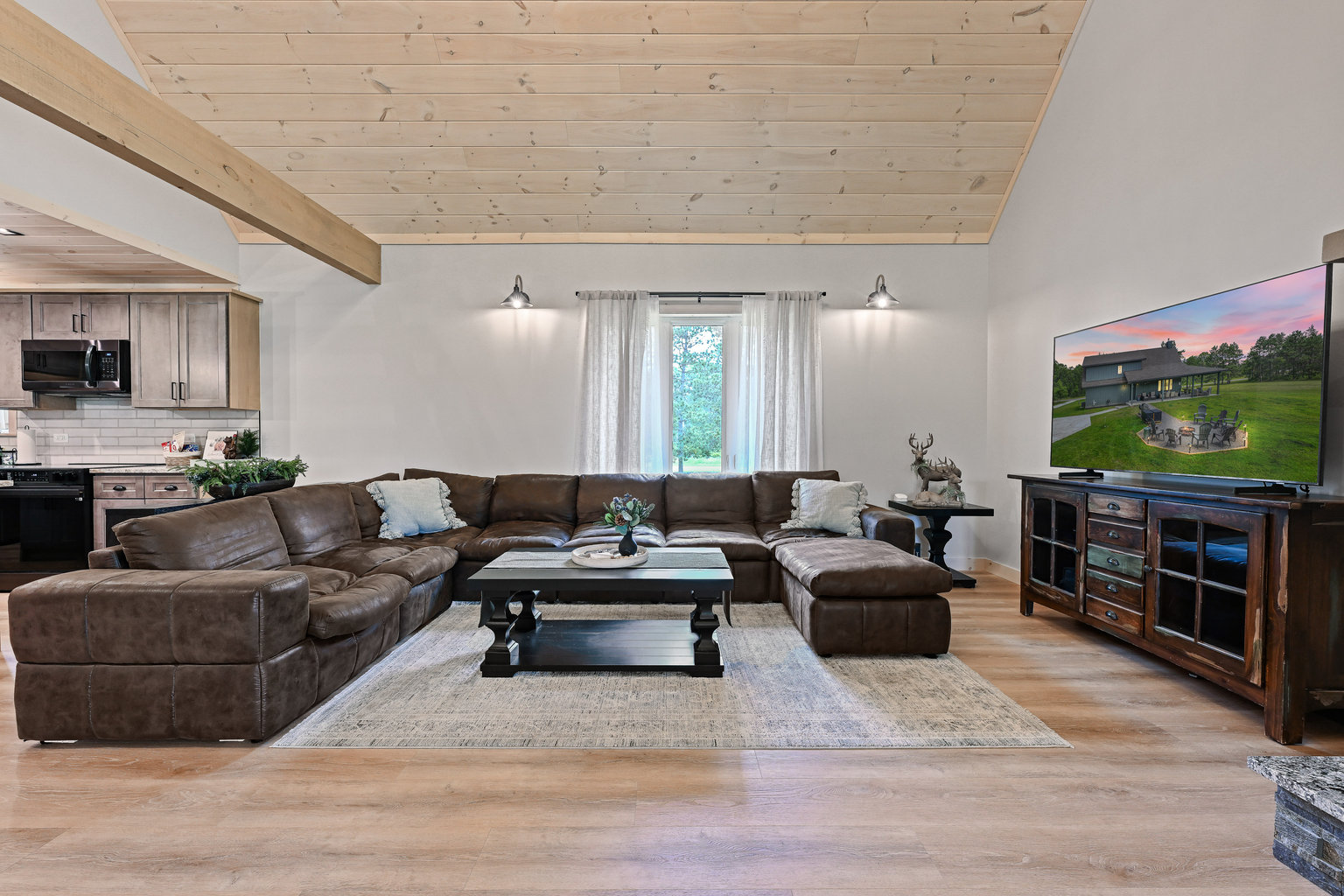 Arkdale Vacation Rental